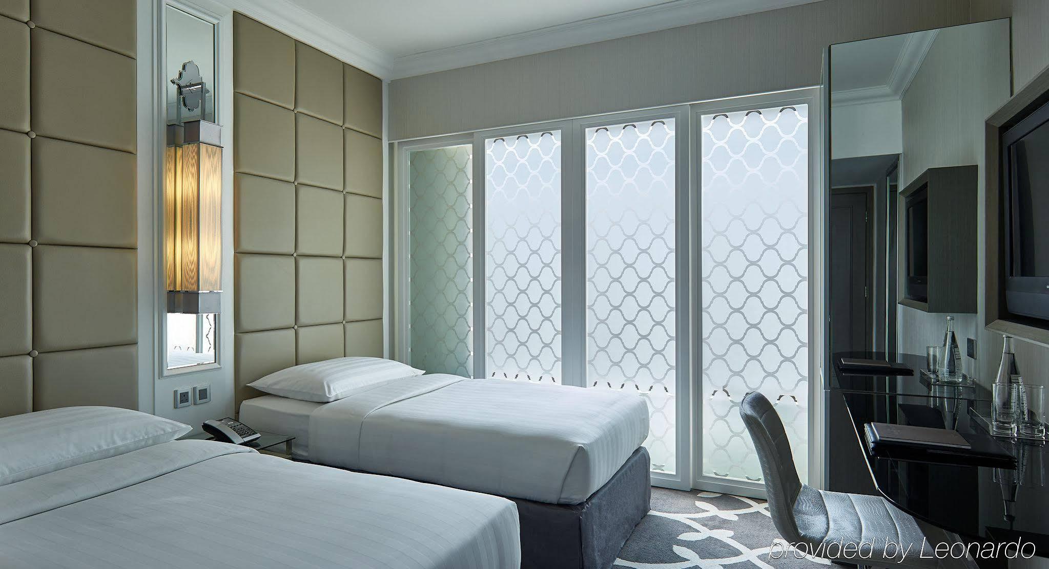 Dorsett Wanchai, Hong Kong Dış mekan fotoğraf A room at the hotel