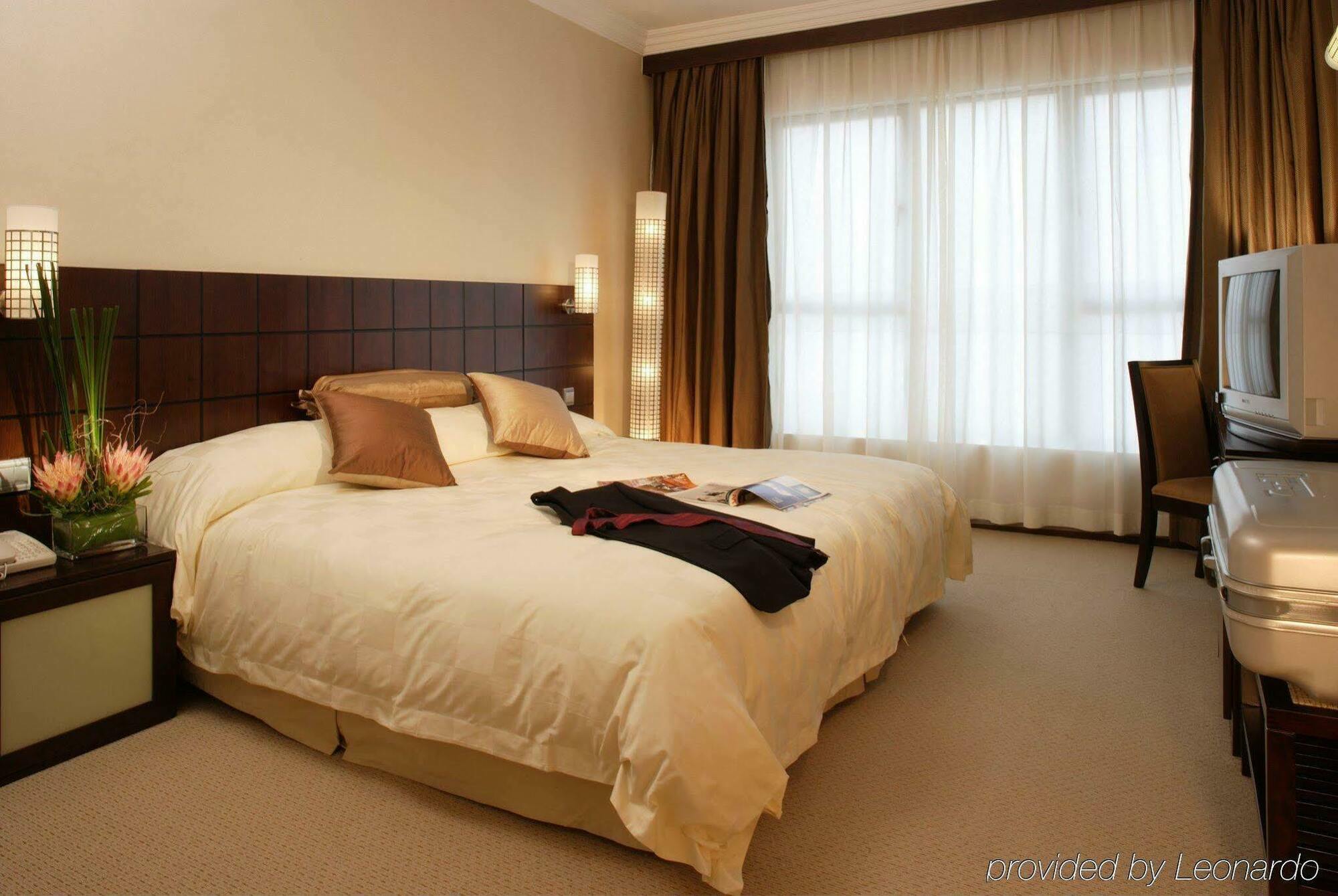 Dorsett Wanchai, Hong Kong Dış mekan fotoğraf A room at the hotel